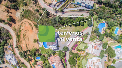 Urban Land for Sale in La Mairena